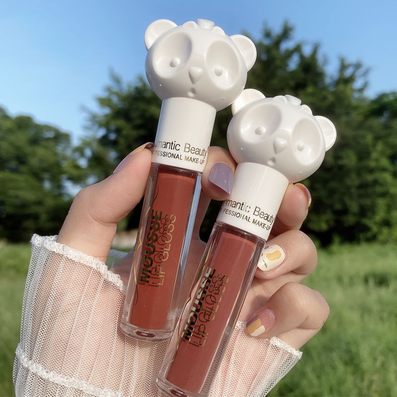 Son lì mịn mượt như nhung màu trà sữa thiết kế vỏ gấu cho học sinh