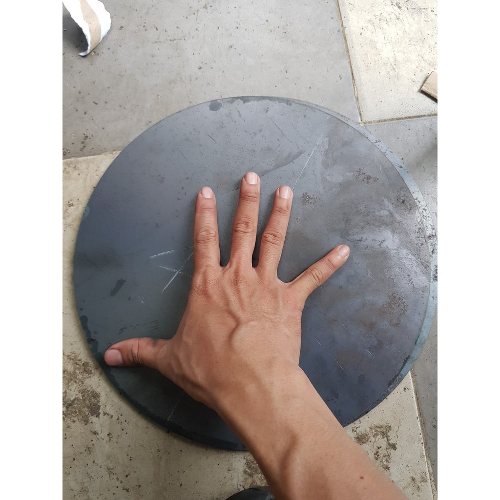 Sắt tấm tròn dày 3mm đủ mọi kích thước đường kính 200mm, 250mm, 300mm.