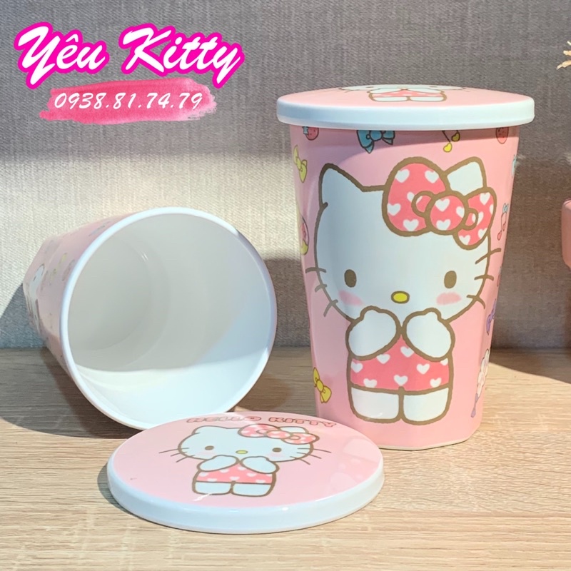 LY KÈM NẮP HELLO KITTY