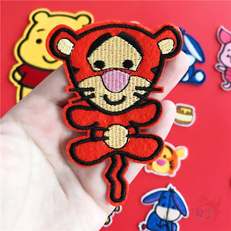 Miếng Vá Quần Áo Hình Gấu Pooh / Heo / Hổ / Heo Dễ Thương