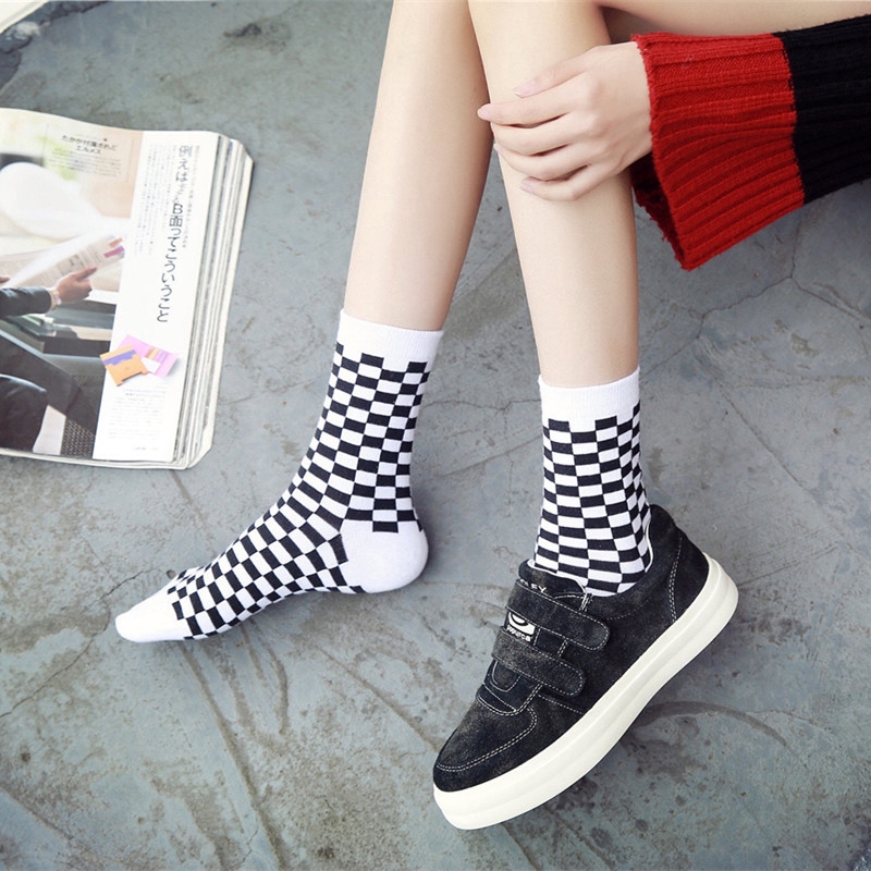 1 Đôi Tất Chân Kẻ Sọc Vuông Thời Trang Unisex
