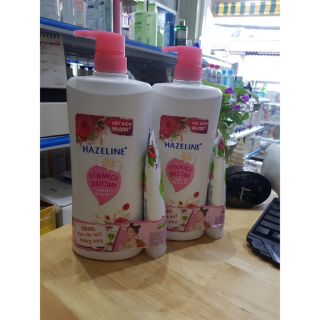 Sữa tắm dưỡng sáng da Hazeline yến mạch và dâu tằm 900g date mới