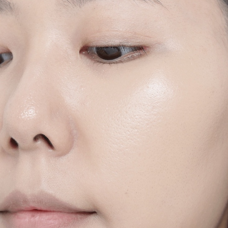 Kem nền trang điểm vdl foundation nâng tông da sáng đẹp, mịn màng mini 5ml