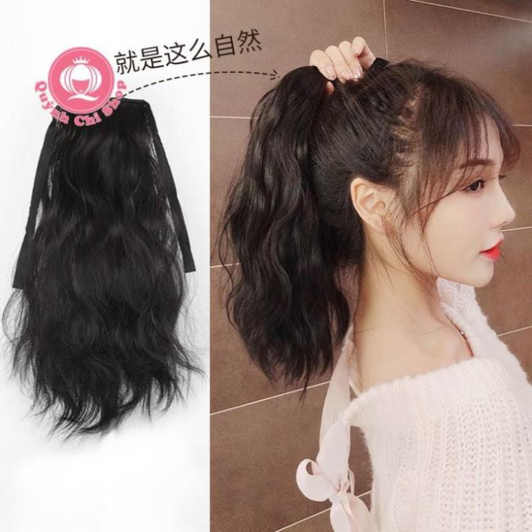 Tóc giả nữ cột đuôi CAO CẤP, tóc xoăn xù mì ngang vai dài 40cm, không bóng mềm mượt như tóc thật.
