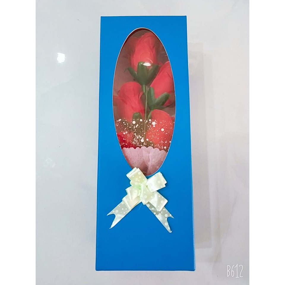 Hoa hồng 5 bông kèm gấu