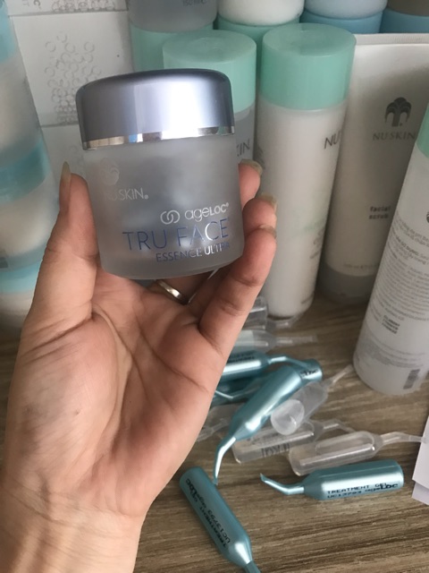 GIỌT NƯỚC THẦN KÌ TRU FACE ESSENCE ULTRA - 10 GIỌT DÙNG THỬ