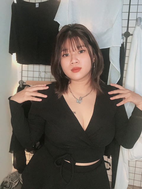 áo croptop bigsize , kiểu dáng chéo ngực cho nàng mũm mĩm , tông hack v1 đỉnh cao
