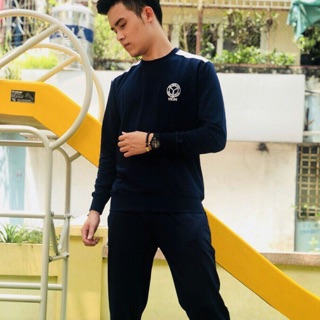 Bộ thể thao nam huy hiệu là có thật đây ạ 😇😇😇