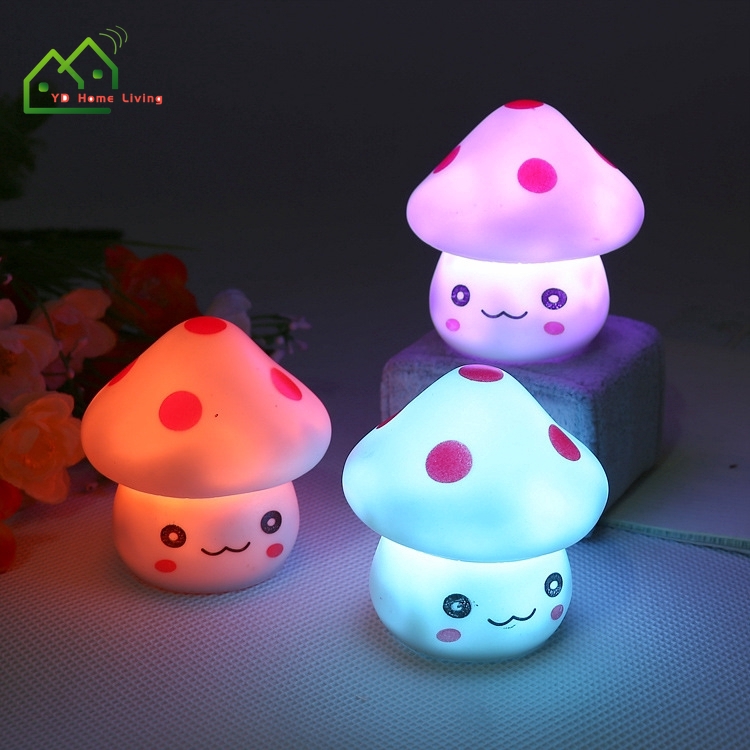 Đèn Ngủ Hình Cây Nấm Nhiều Màu Xinh Xắn