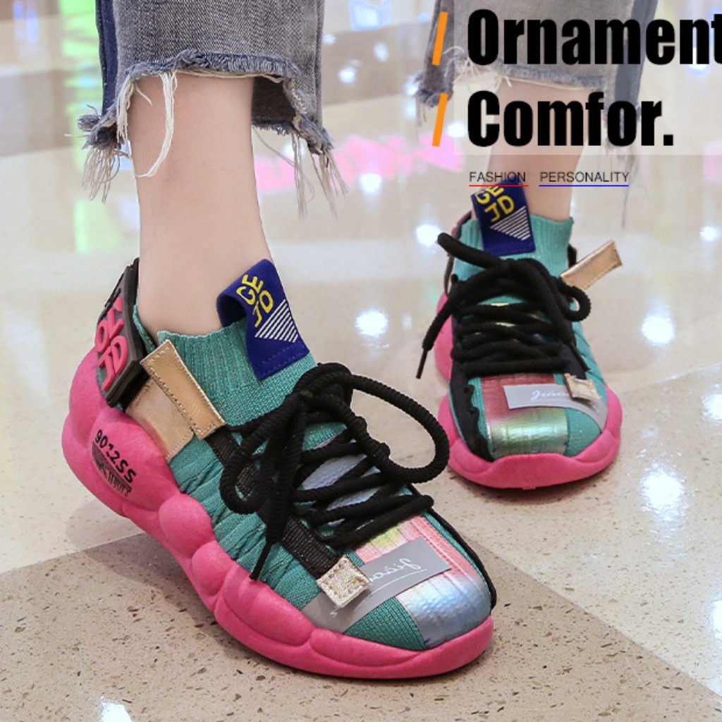 Giày thể thao đế  bánh mỳ Chuất - Mới - Lạ , cổ chun cực ôm chân và tôn dáng | BigBuy360 - bigbuy360.vn