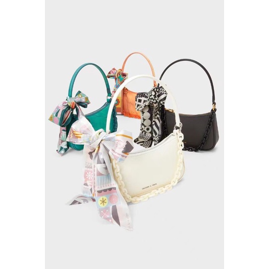 Túi xách kẹp nách CHARLES & KEITH.