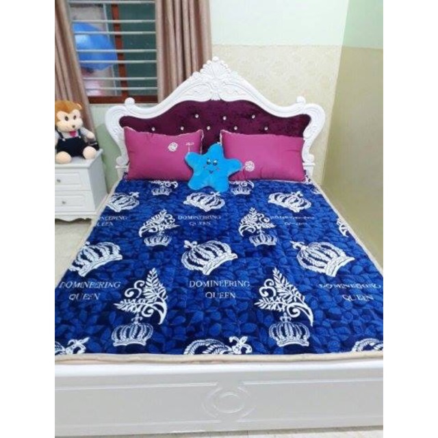 Thảm trải giường