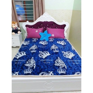 Thảm trải giường