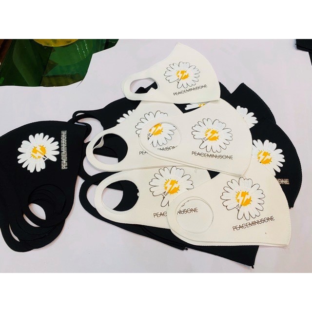 Khẩu trang hoa cúc vải su dày dặn chống khói bụi THE 1992 KT-01 | BigBuy360 - bigbuy360.vn