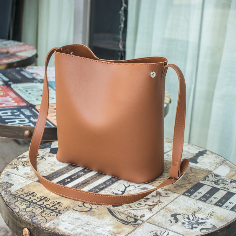 [Có màu đen] Túi tote da cúc bấm 2 bên vừa a4 - P014 | BigBuy360 - bigbuy360.vn