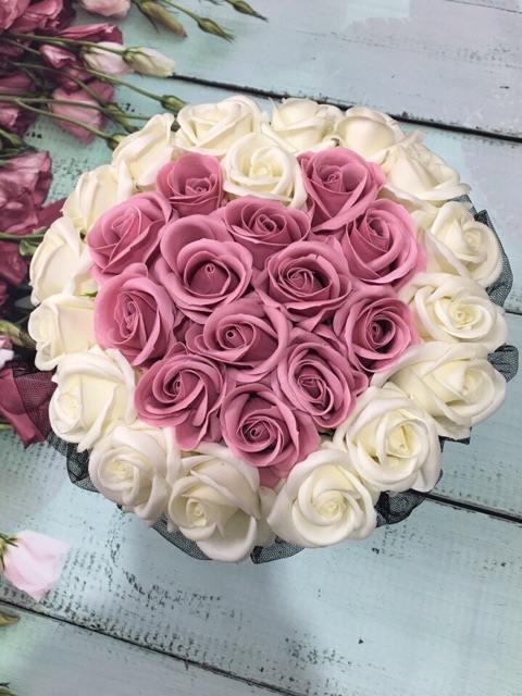 🌸🌺  Hoa Sáp hộp tròn 33 bông  mix màu    🌺
