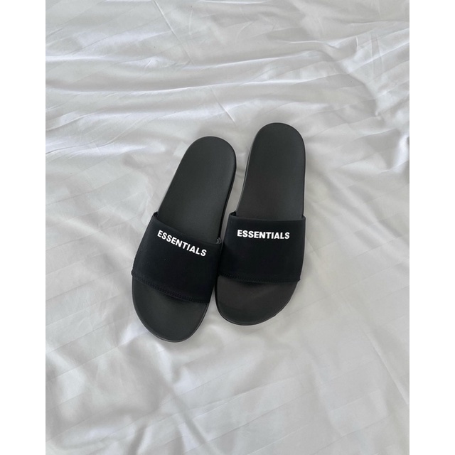 Dép quai ngang slipper ESSENTIALS FOG Basic chữ đen Unisex phong cách ulzzang - Gin Store