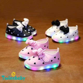 Giày thể thao đế mềm chống trượt có đèn LED cho bé trai và bé gái