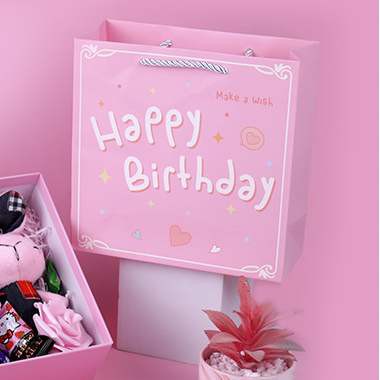 Túi giấy đựng quà in chữ Happy Birthday dây quai dù dễ thương, nhiều kích cỡ cực xinh Q720