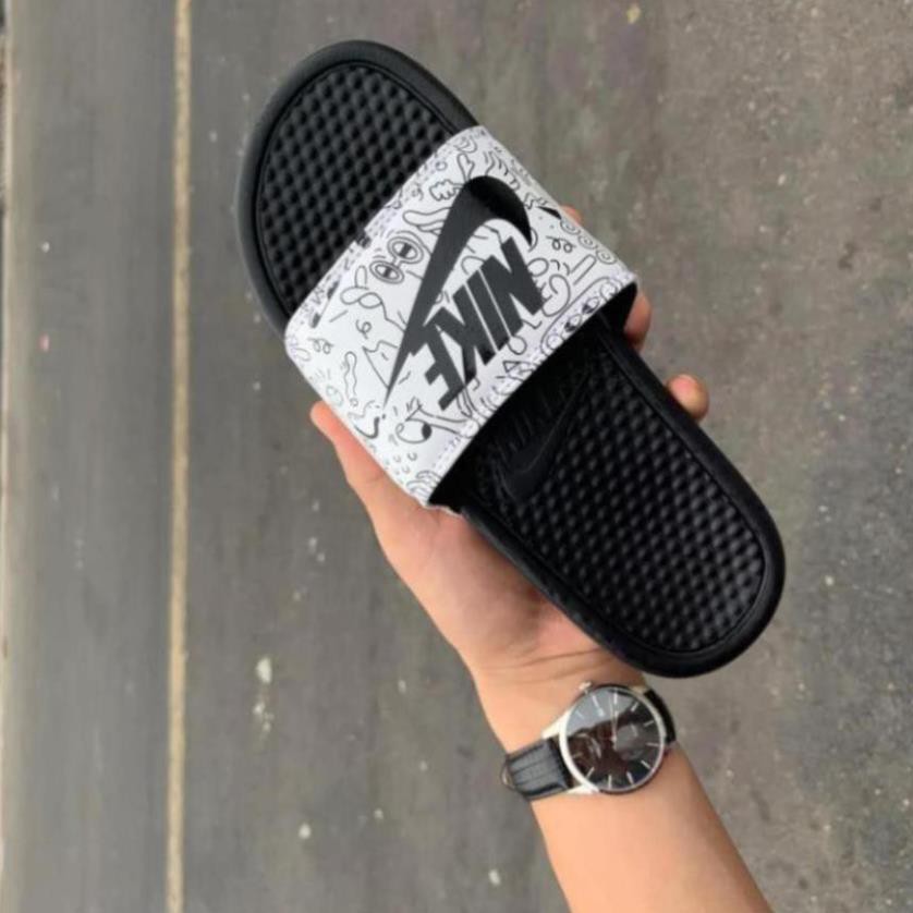 [Sale 3/3](mẫu mới - kèm hộp) dép quai ngang nike hoạt hình màu trắng đen dành cho nam nữ -Ta1 ^ " ' .