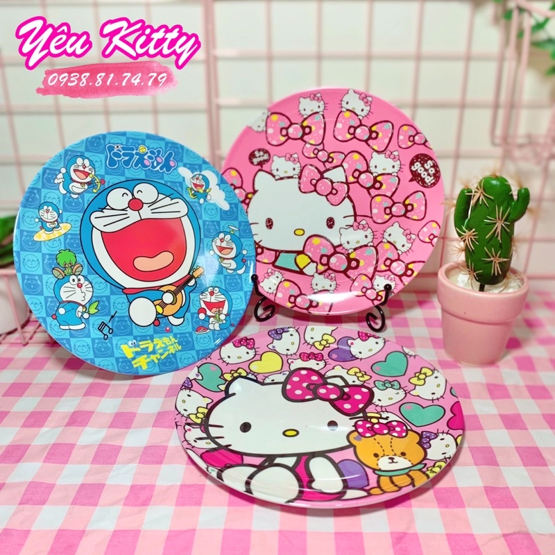 Dĩa tròn Doremon Doraemon Hello Kitty