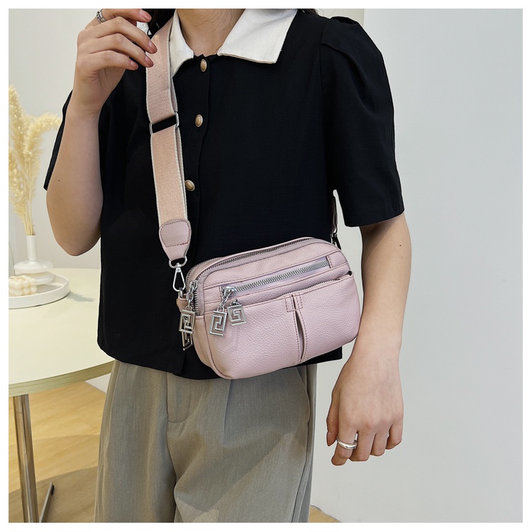 Túi xách đeo vai khóa kéo hoa văn