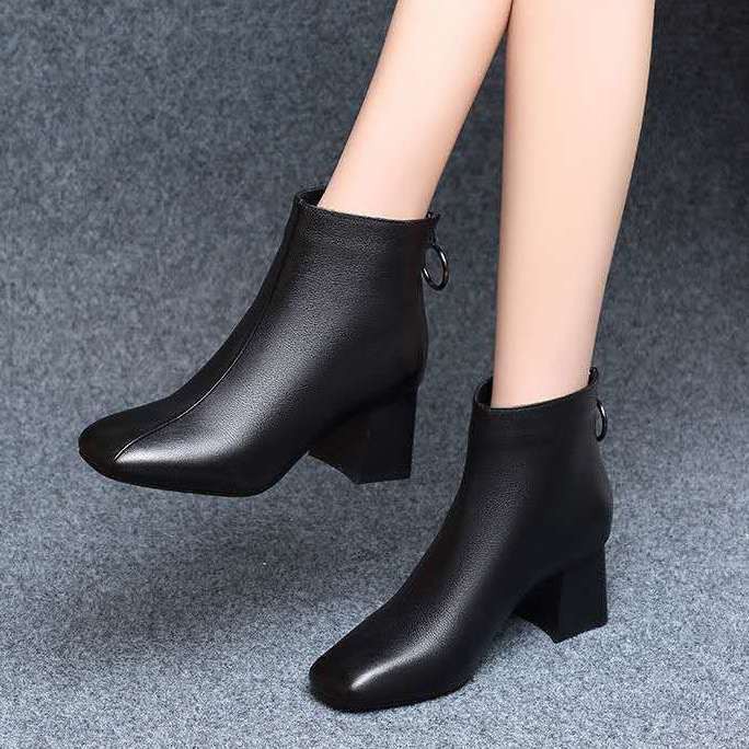 Giày Bốt Da Mềm Gót Vuông Thời Trang Cho Nữ 2020