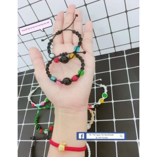 Vòng tay dây da đen mix hạt thủy tinh
