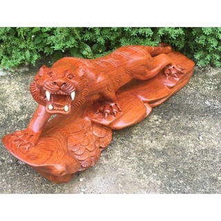 Tượng con hổ gỗ hương 30cm