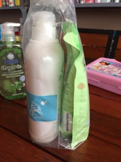 Nước rửa bình sữa Dnee Organic