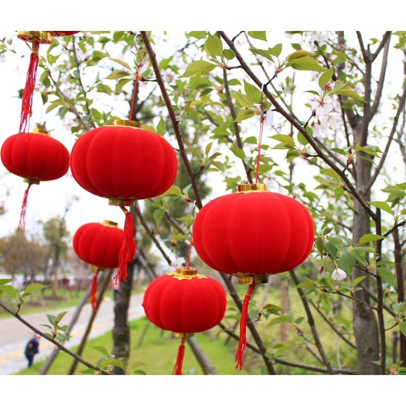 ĐÈN LỒNG NHUNG ĐỎ TRANG TRÍ TẾT