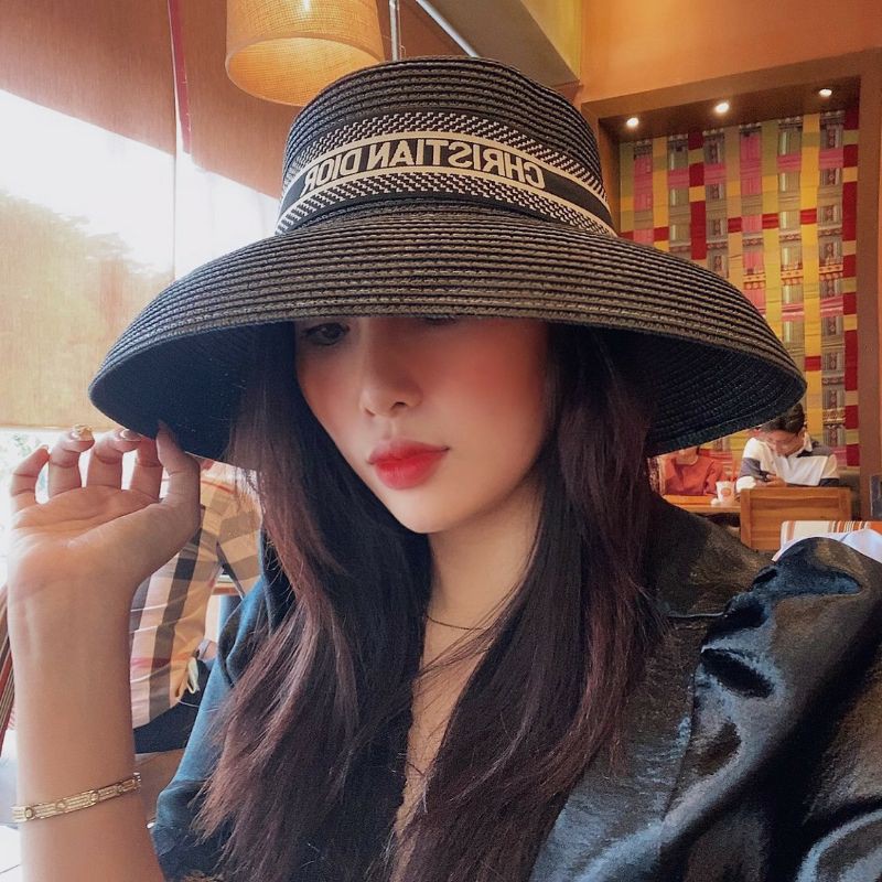 Mũ cói lồng đèn size vừa dây đai dio đẹp miễn chê