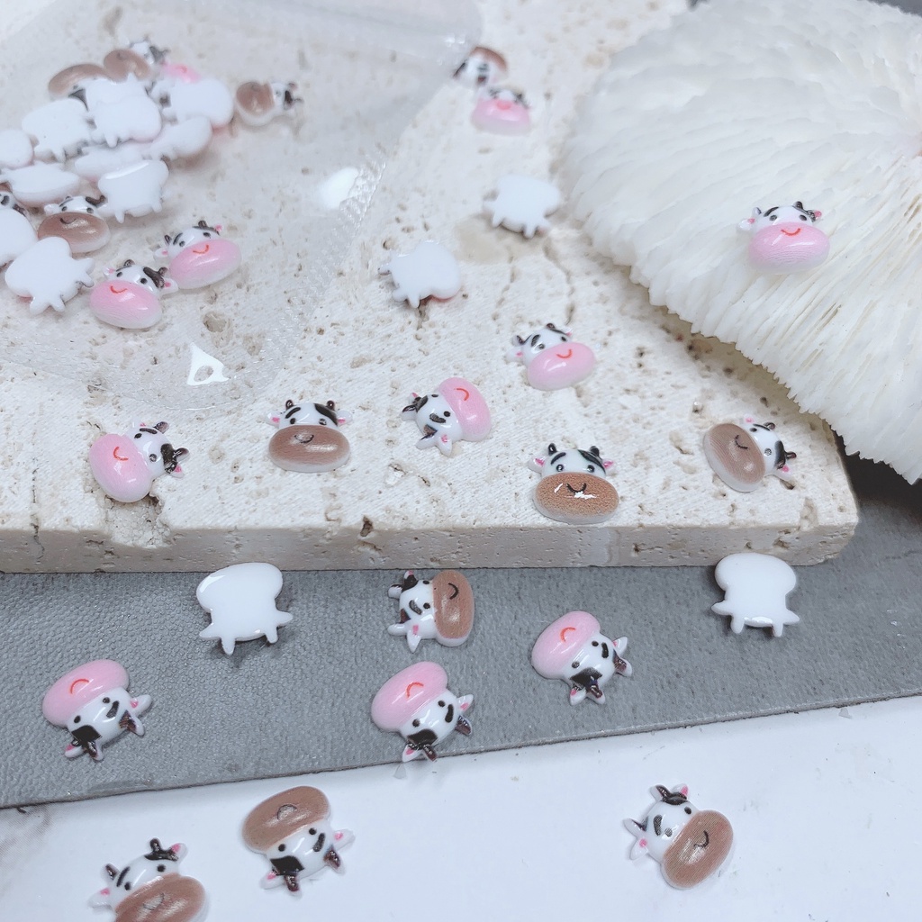 Charm nail bò sữa LADURA trang trí móng