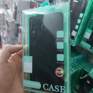 Ốp dẻo OU case cho Galaxy A8 star màu đen(tặng kính)