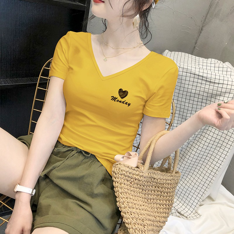 Áo thun cổ tim phong cách Hàn Quốc, áo thun ngắn tay dáng trẻ trung năng động | BigBuy360 - bigbuy360.vn