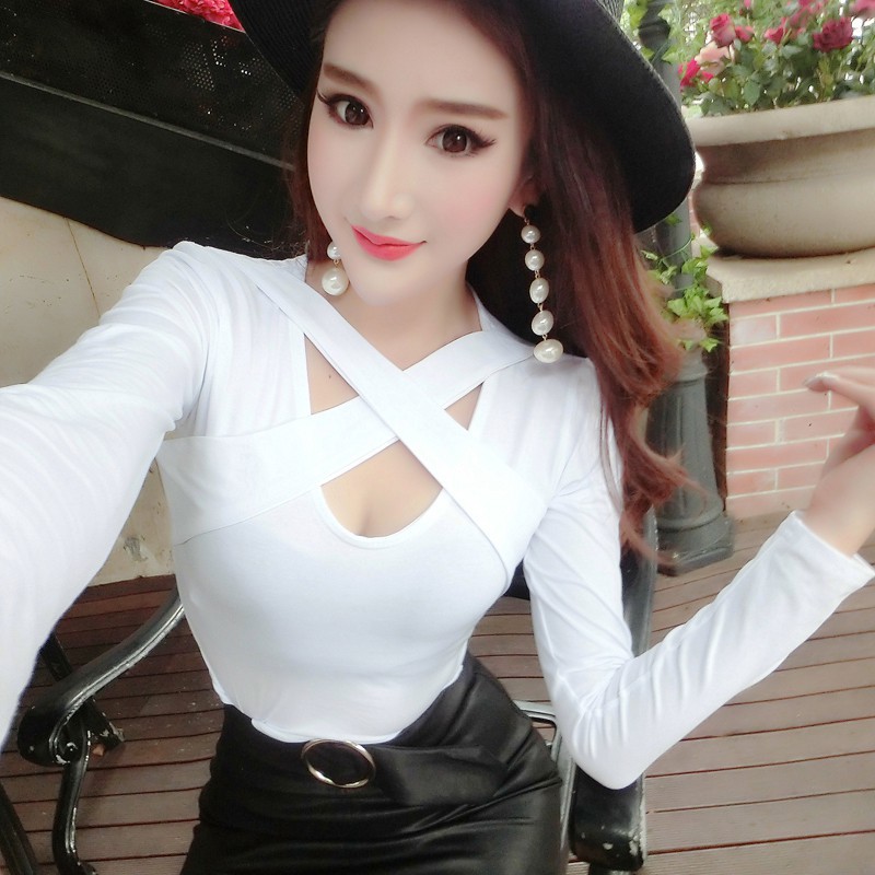 Áo thun tay dài kiểu dáng sexy theo phong cách Hàn Quốc