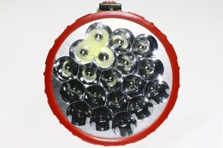 Đèn pin sạc điện Tiross TS689