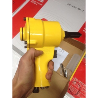 Súng bắn đinh rút sử dụng hơi RIVETER TOP