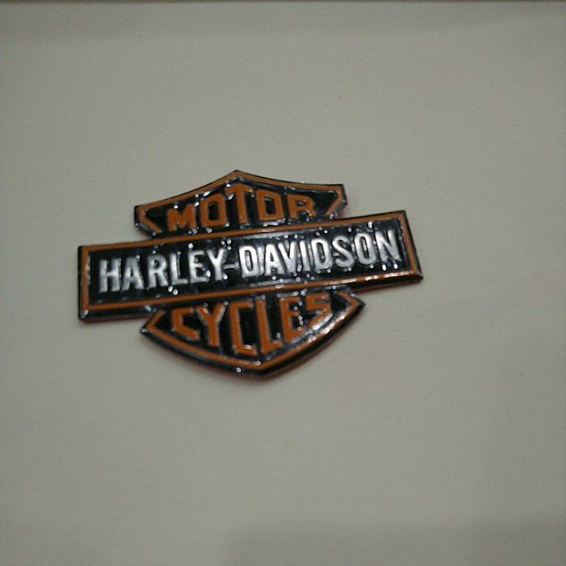 Tem biểu tượng Harley-davidson