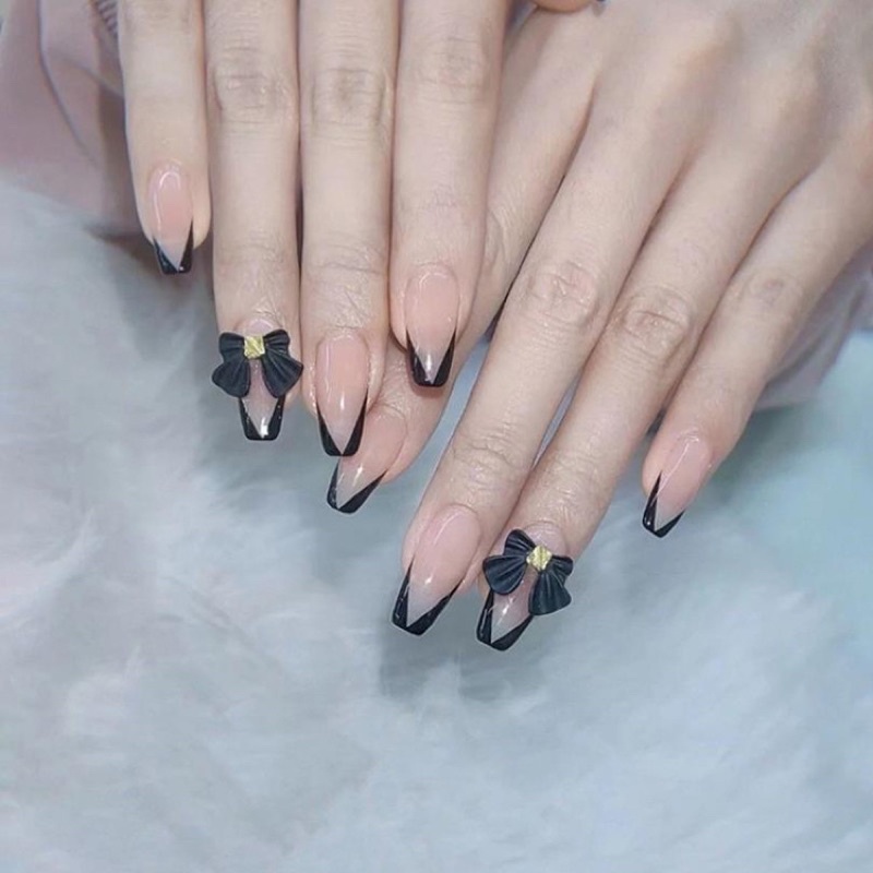 Set 24 móng giả D040 đính đá cao cấp ( Tặng kèm keo và dũa )