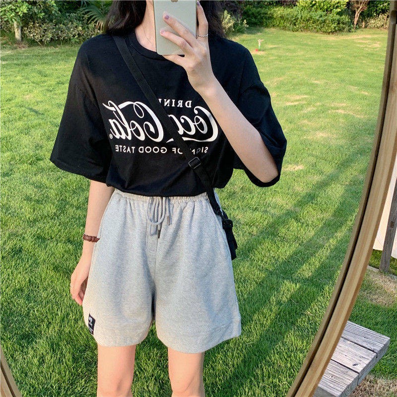 Quần Đùi Unisex Dáng Hàn Logo Cạp Chun Dây Rút 2 Màu