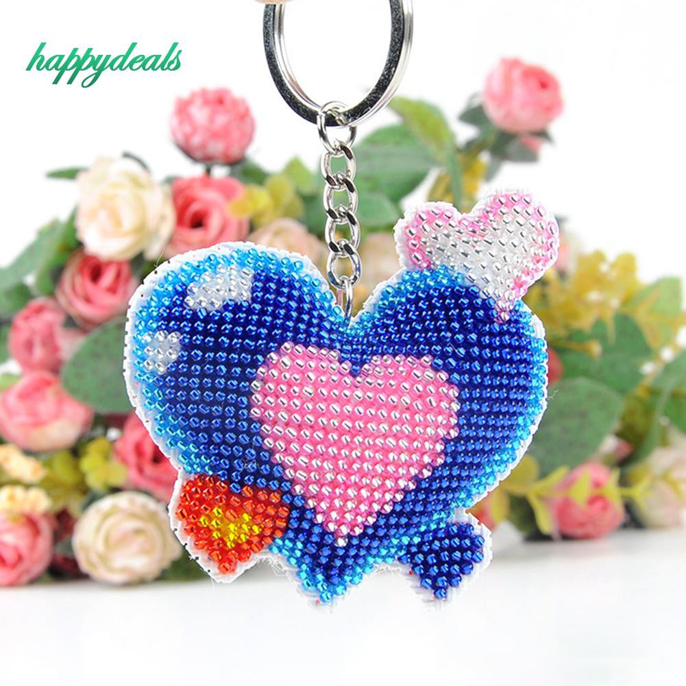 Móc khóa hình trái tim kết hạt handmade DIY