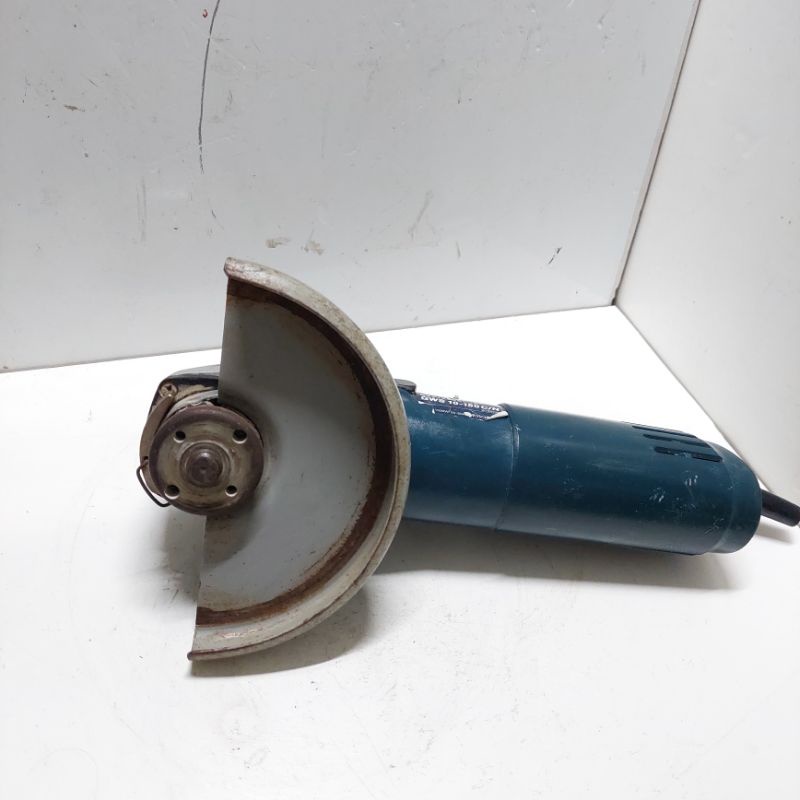 MÁY MÀI BOSCH 920W ĐÁ 150MM