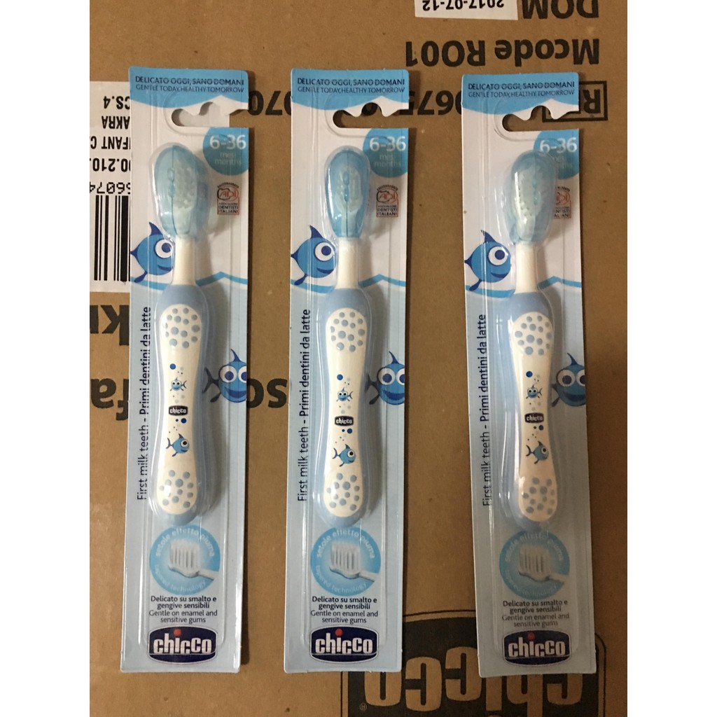 Bàn chải đánh răng cá xanh chicco