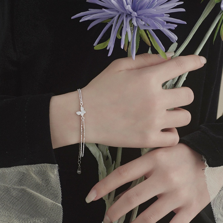 Vòng đeo tay hình bướm đính pha lê thời trang thanh lịch cho nữ