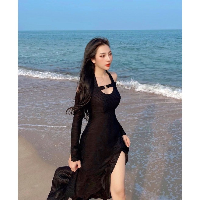 Đầm maxi trễ vai cổ yếm bèo lai