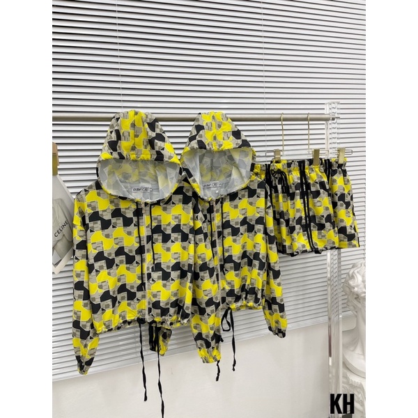 Set thể thao hoạ tiết