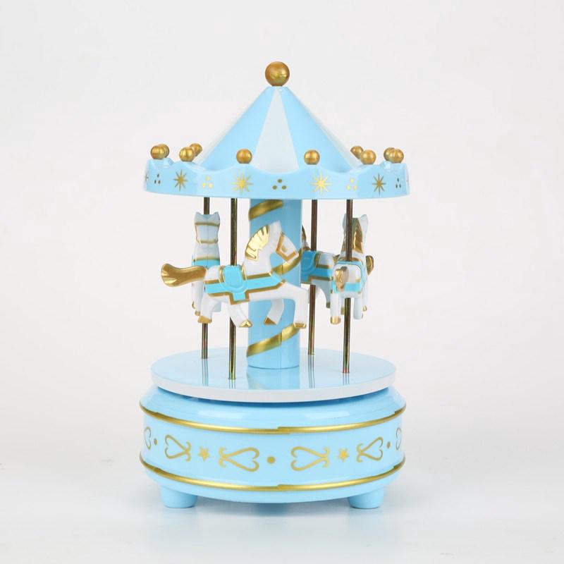 Trang trí vòng quay ngựa xanh phát nhạc (nhựa)