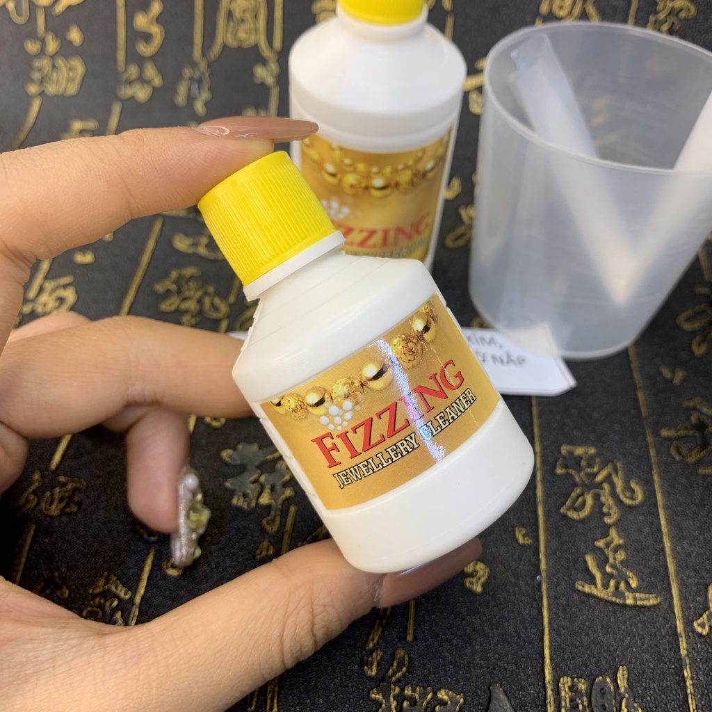 Nước rửa nữ trang Fizzing làm sạch nữ trang vàng bạc | BigBuy360 - bigbuy360.vn