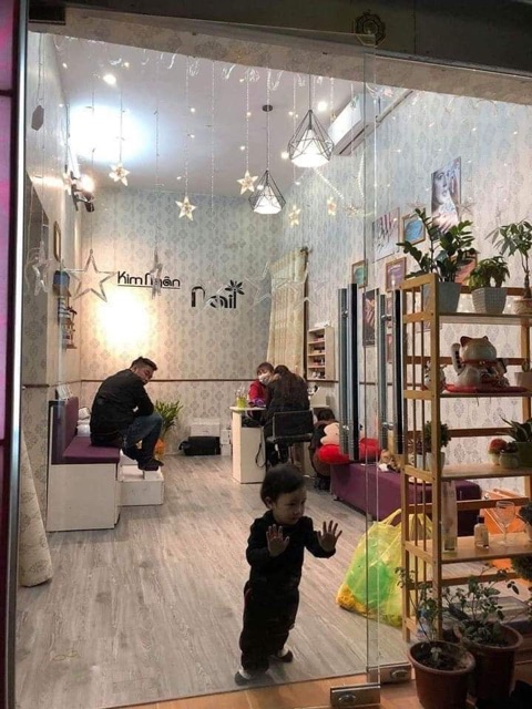 Miếng dán sàn nhà PVC giả gỗ kèm video thực tế | BigBuy360 - bigbuy360.vn